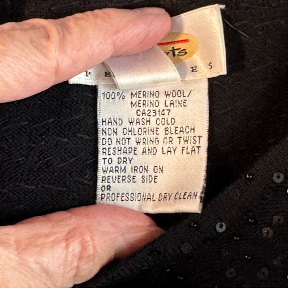 Talbots Medium Petite Black Merino Wool Short Sleeve Sweater w Sequins/Beads - Picture 9 of 9